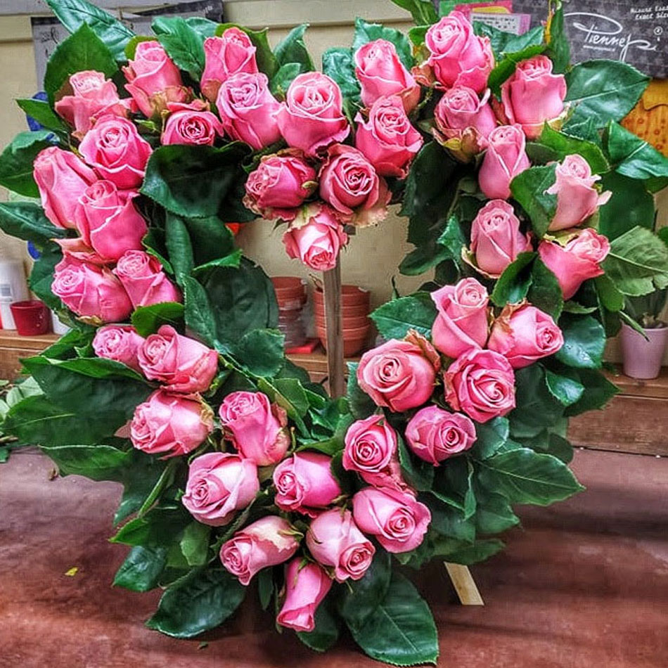 Otevřené floristické srdce 38 cm stojan, autor Květinářství Litomyšl